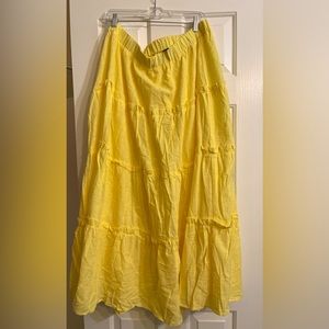 NWOT SHEIN Pale Yellow Ruffle Hem Skirt